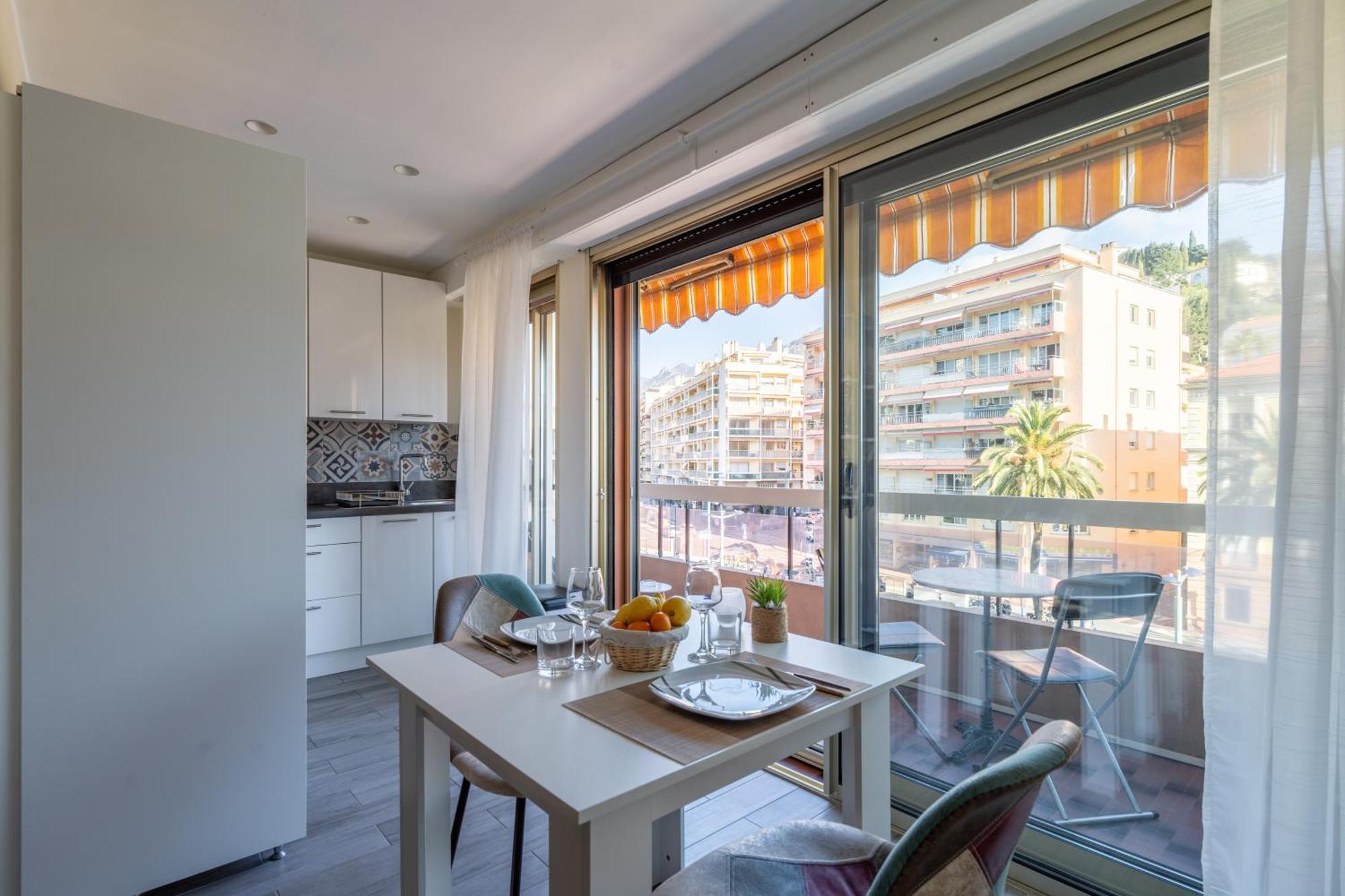 Fabuleux Appartement 2 Personnes Au Coeur De Menton, Climatise Et Proche Gares Routiere Et Sncf מראה חיצוני תמונה