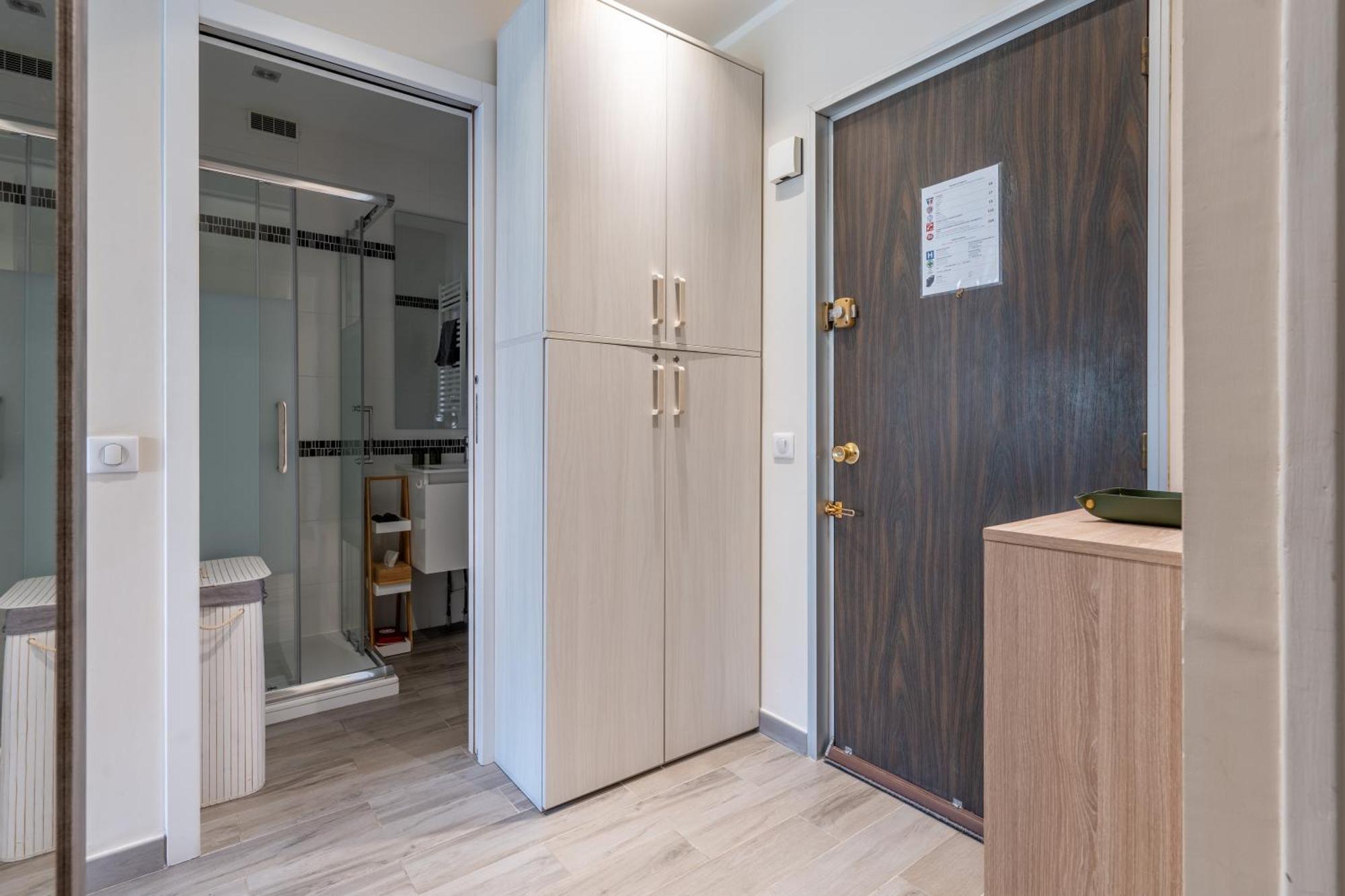 Fabuleux Appartement 2 Personnes Au Coeur De Menton, Climatise Et Proche Gares Routiere Et Sncf מראה חיצוני תמונה