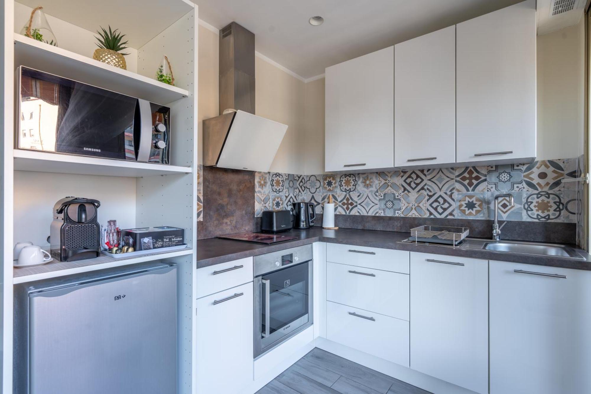 Fabuleux Appartement 2 Personnes Au Coeur De Menton, Climatise Et Proche Gares Routiere Et Sncf מראה חיצוני תמונה